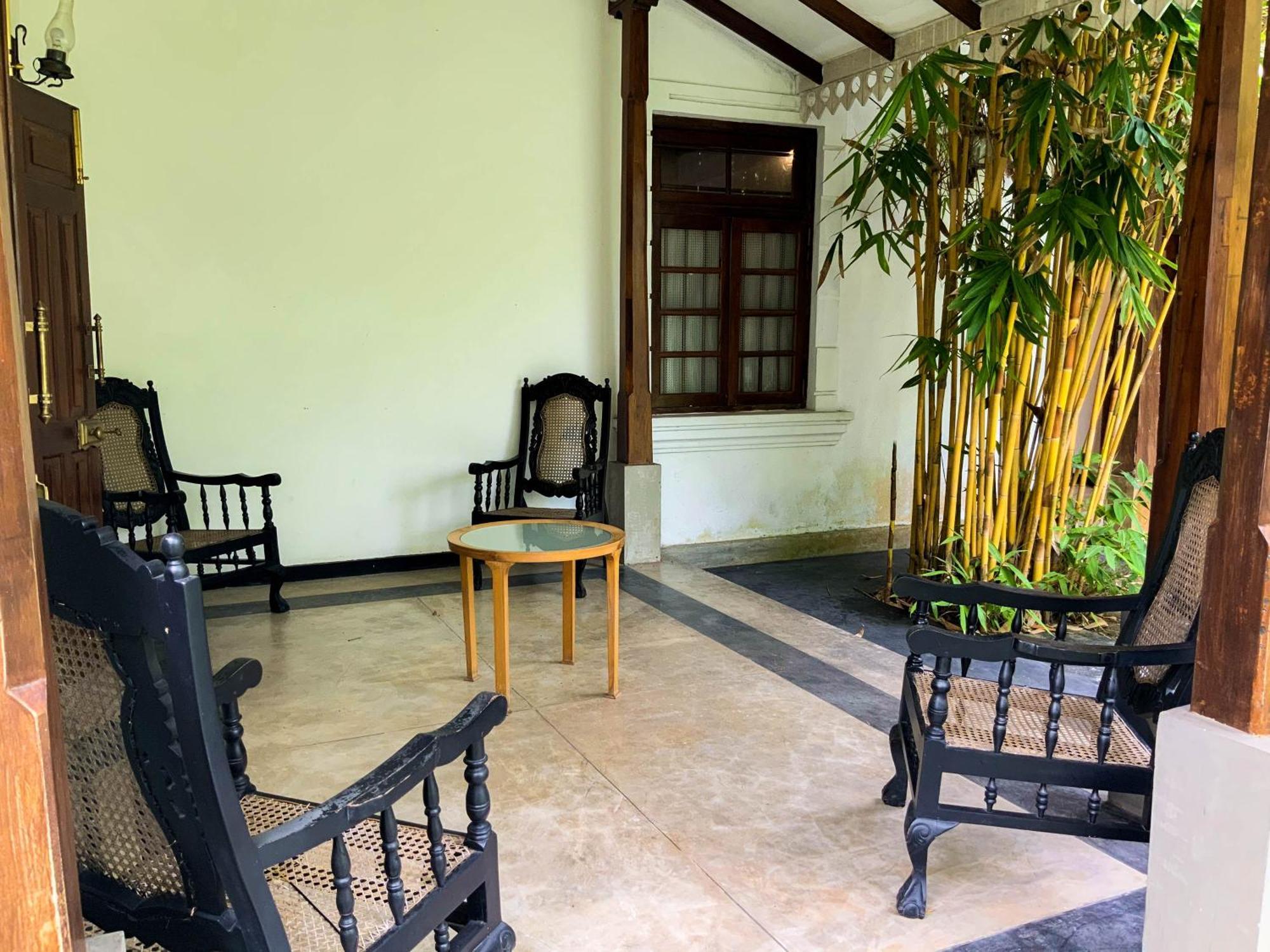 Headman House Antique Villa - A Seaside Royal Stay Ahangama Exterior photo