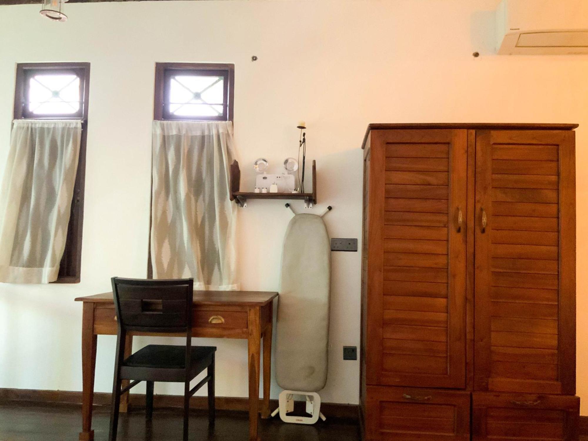 Headman House Antique Villa - A Seaside Royal Stay Ahangama Exterior photo